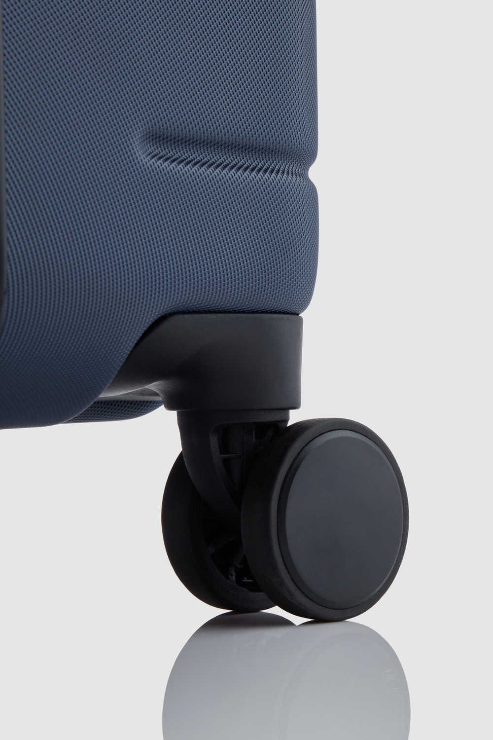 Stori Carry-On 55cm Suitcase