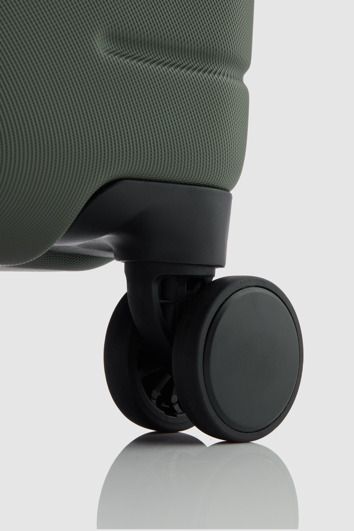 Stori Carry-On 55cm Suitcase