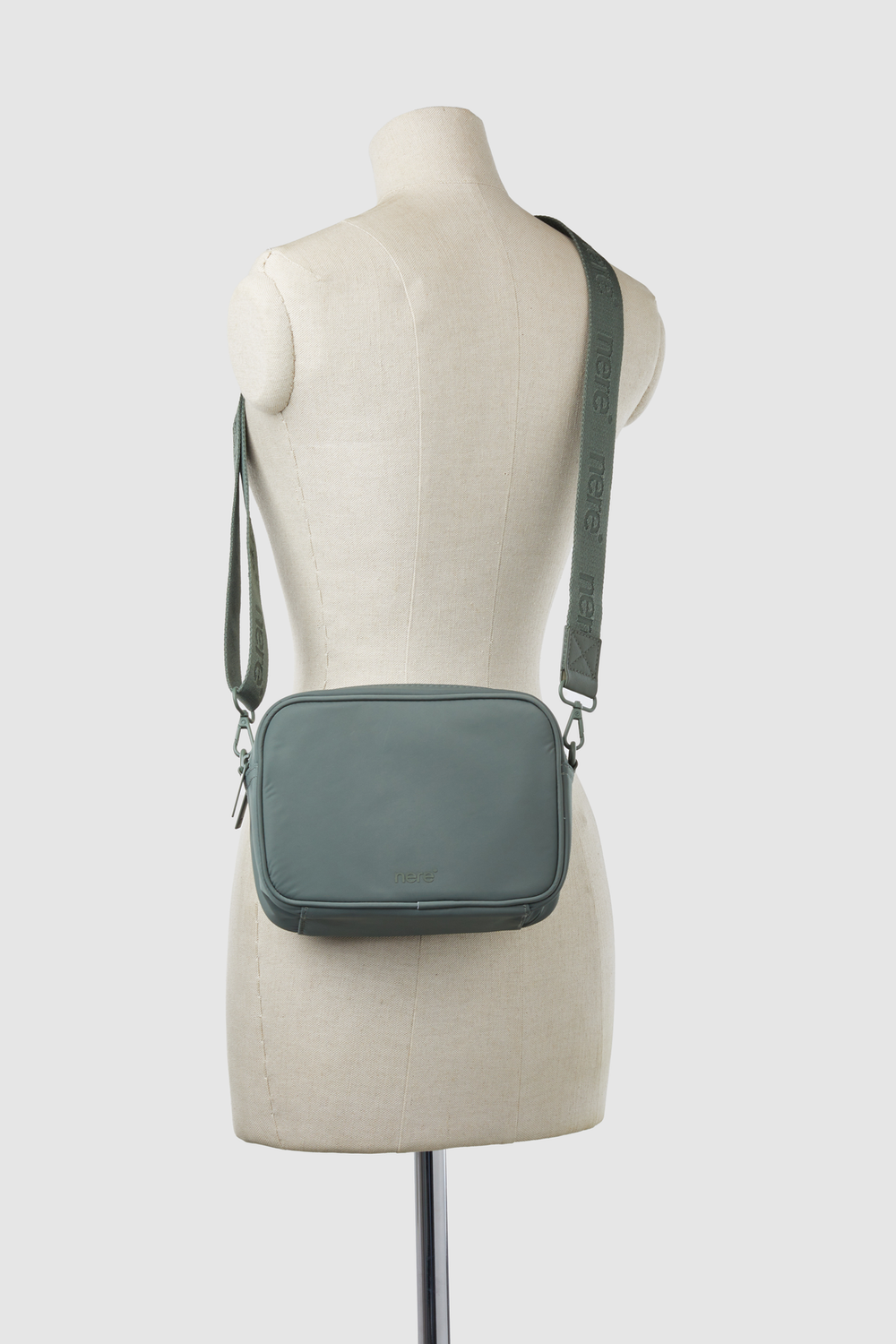 Seeker RFID Camera Bag