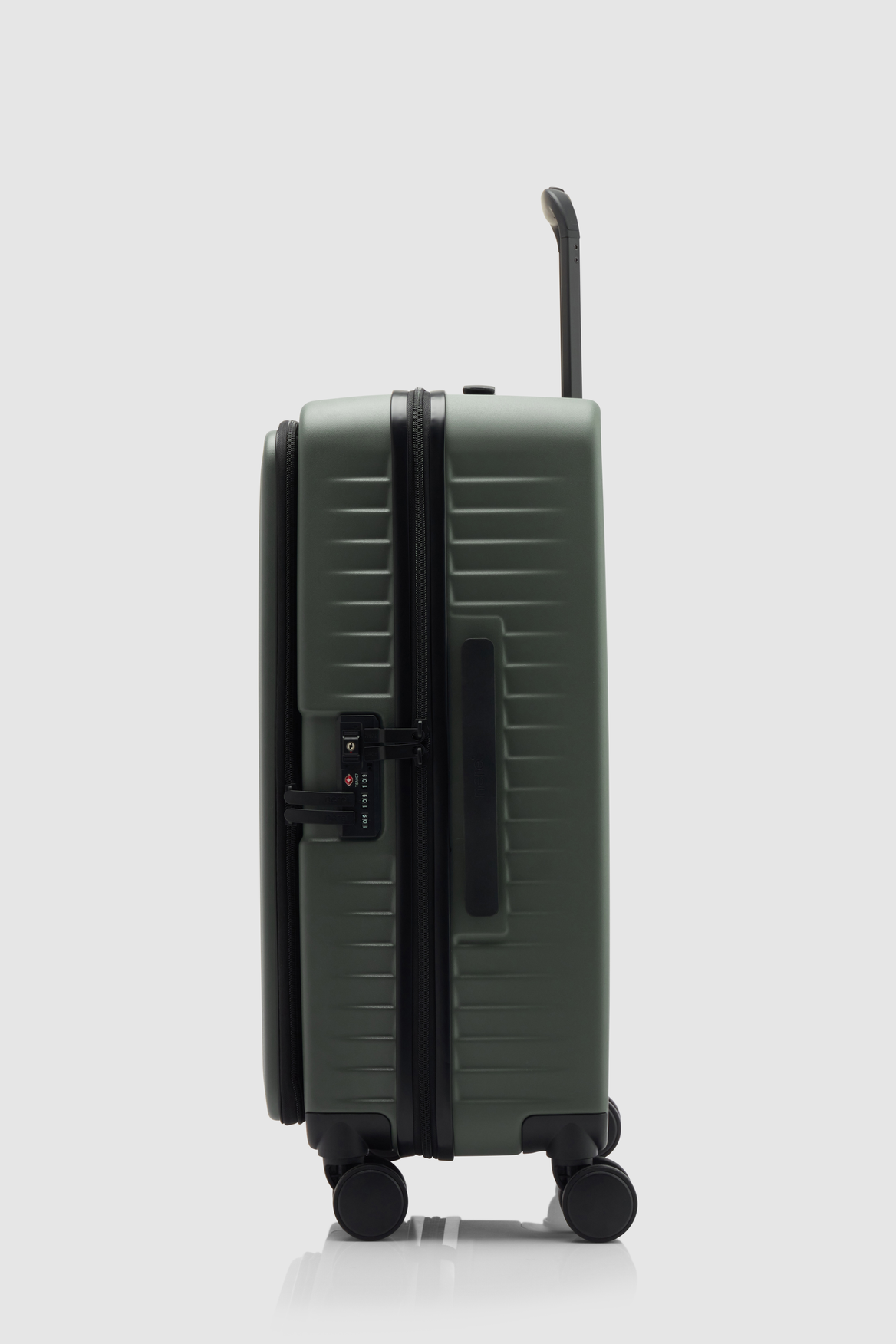 Venture Dual Open 66cm Suitcase