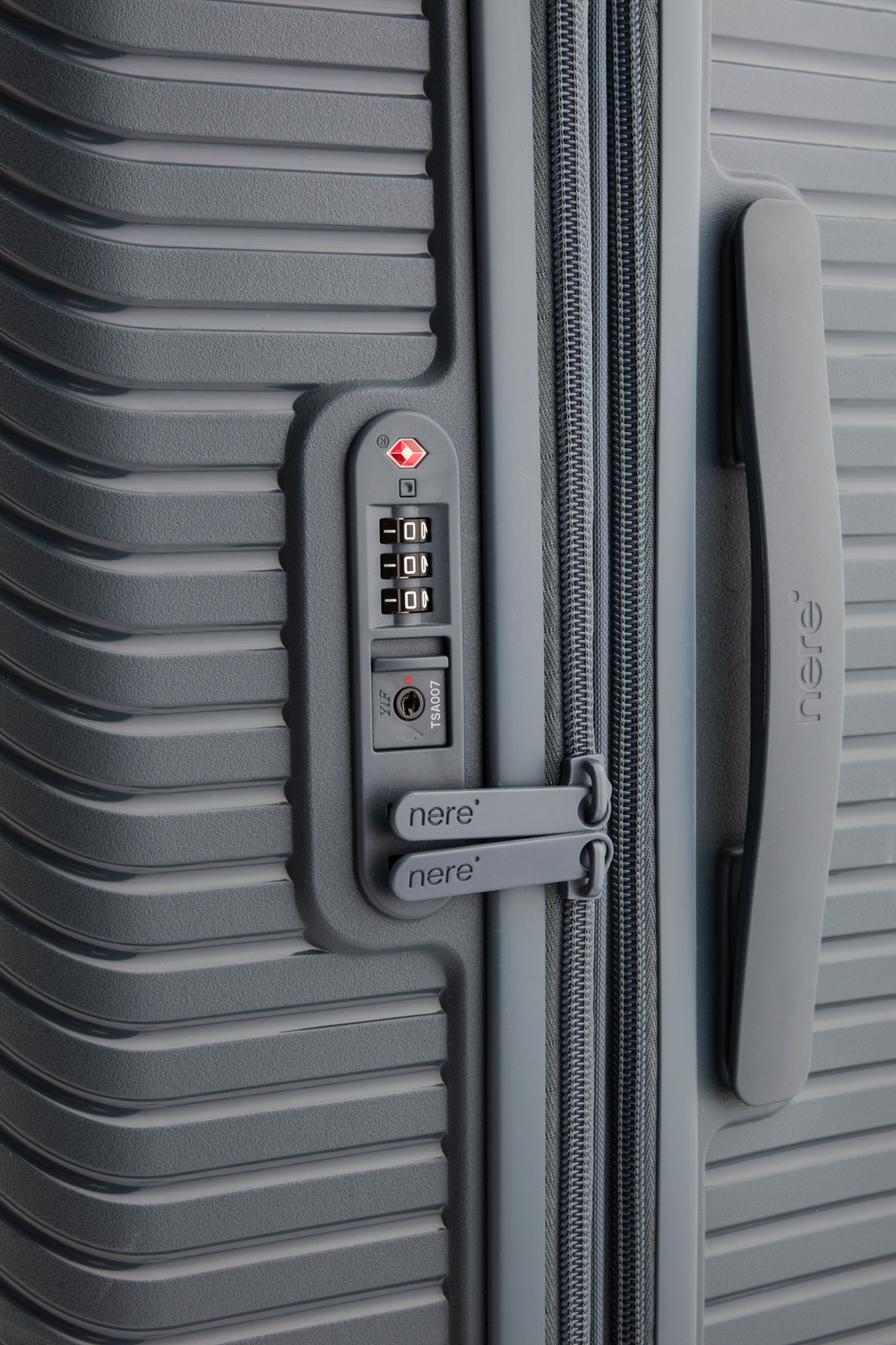 Bondi Check-In 80cm Suitcase