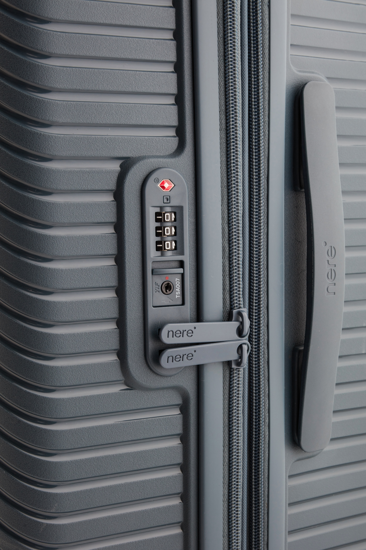 Bondi Check-In 80cm Suitcase