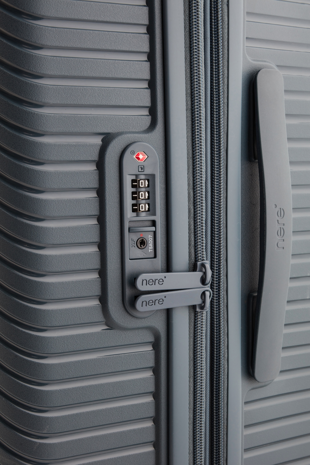 Bondi Carry-On 56cm Suitcase