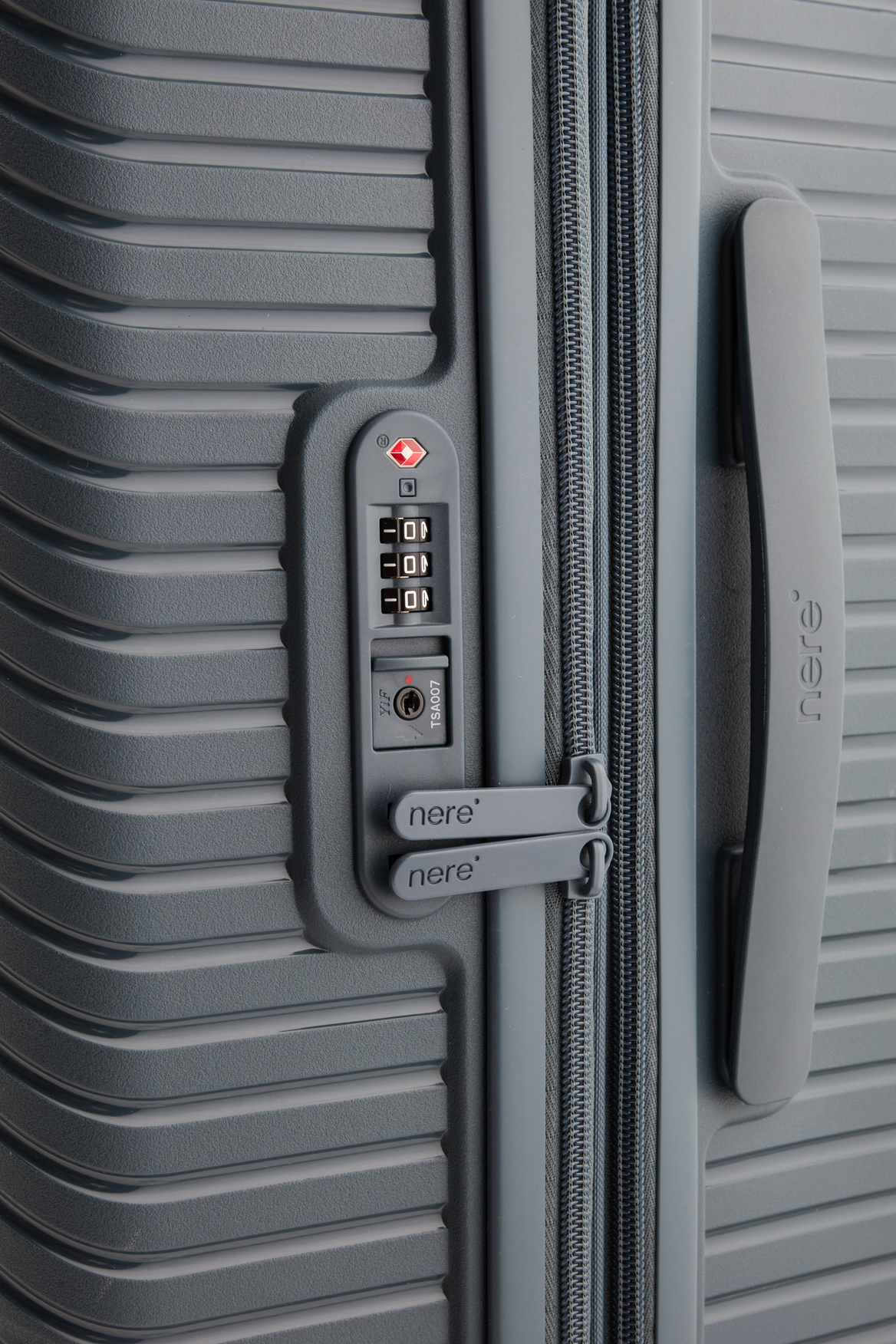 Bondi Carry-On 56cm Suitcase