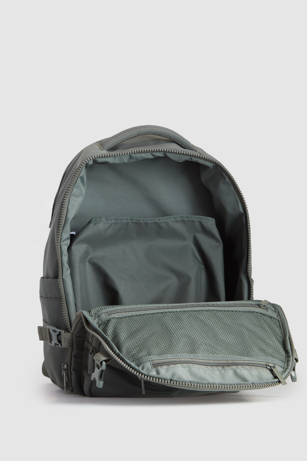 Seeker Traveller Backpack