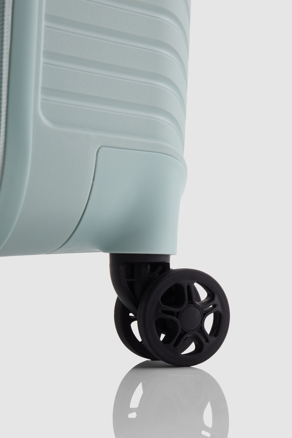 Bondi Carry-On 56cm Suitcase