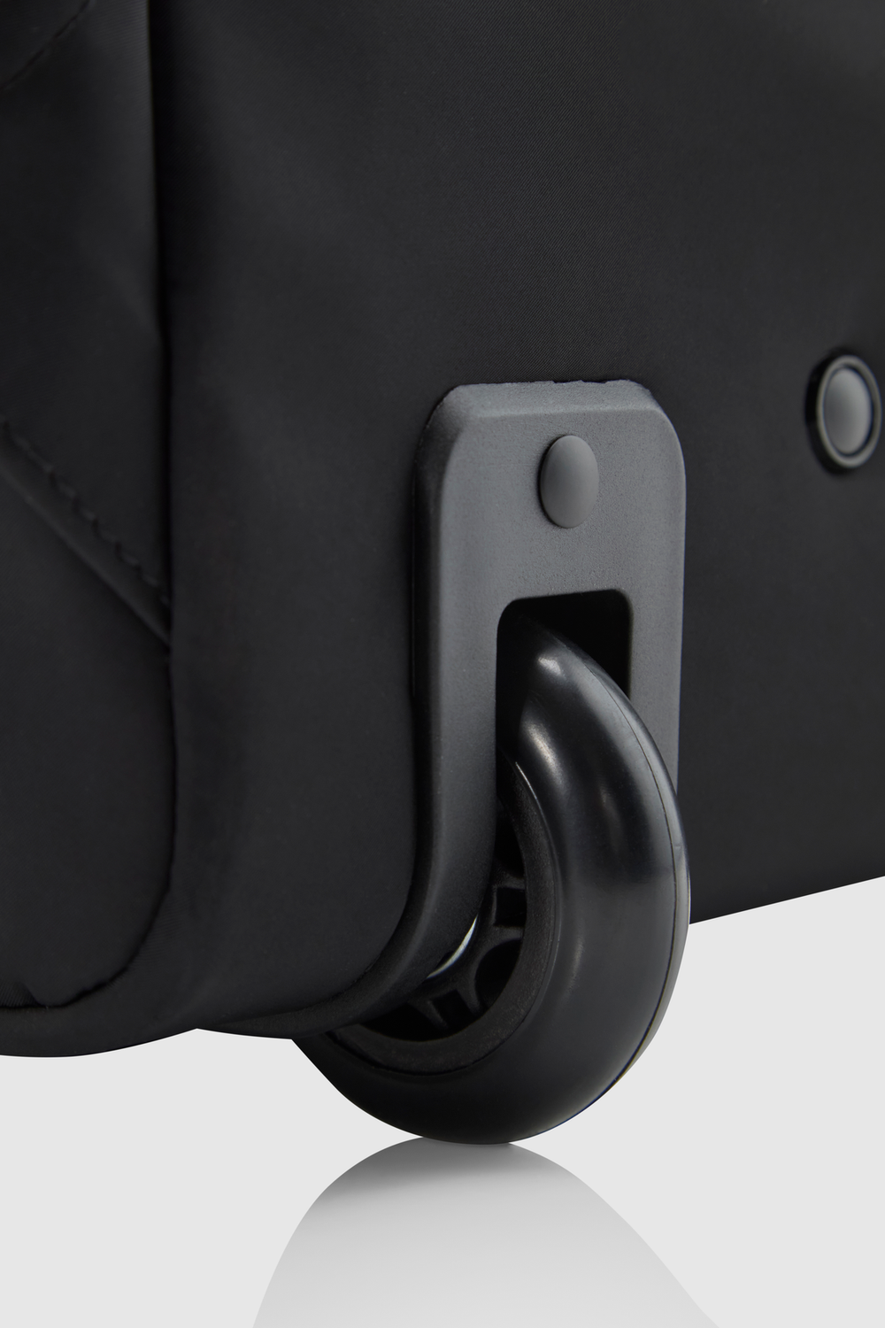 Seeker Carry-On 40cm Wheelbag