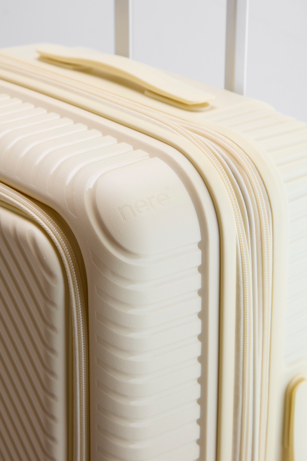 Bondi Dual Open 55cm Suitcase