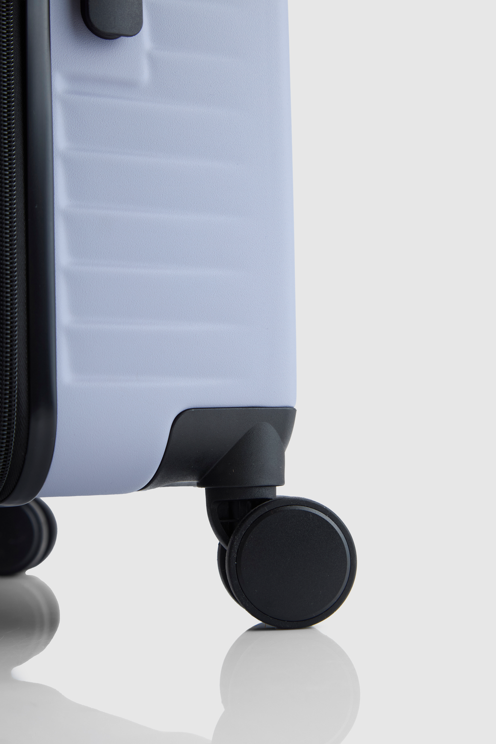 Venture Dual Open 76cm Suitcase