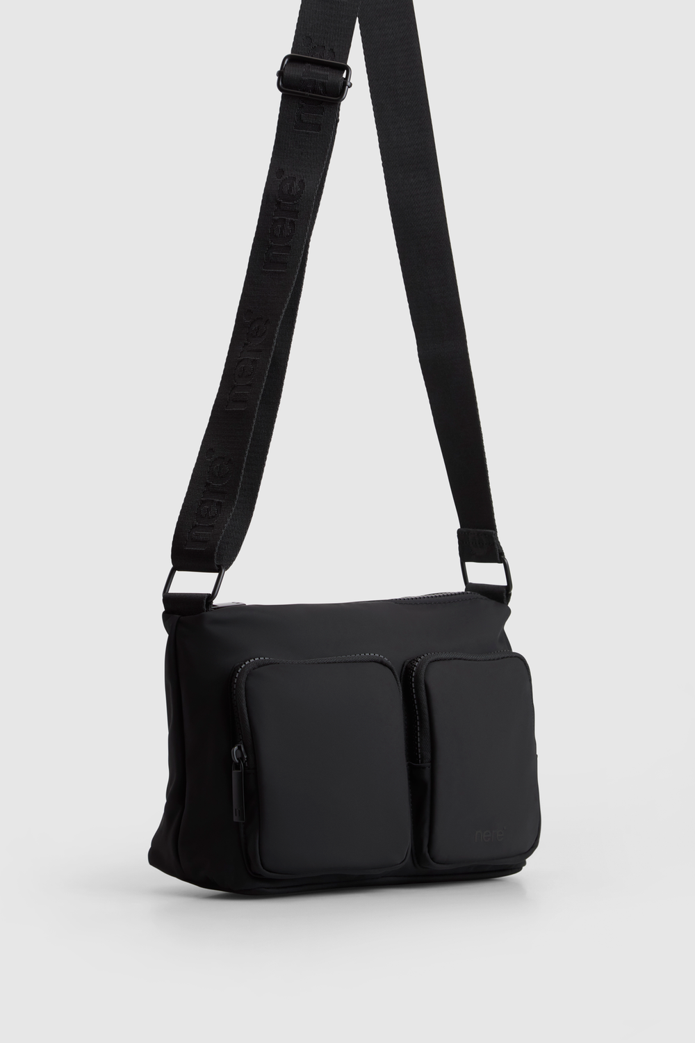 Seeker Crossbody Bag