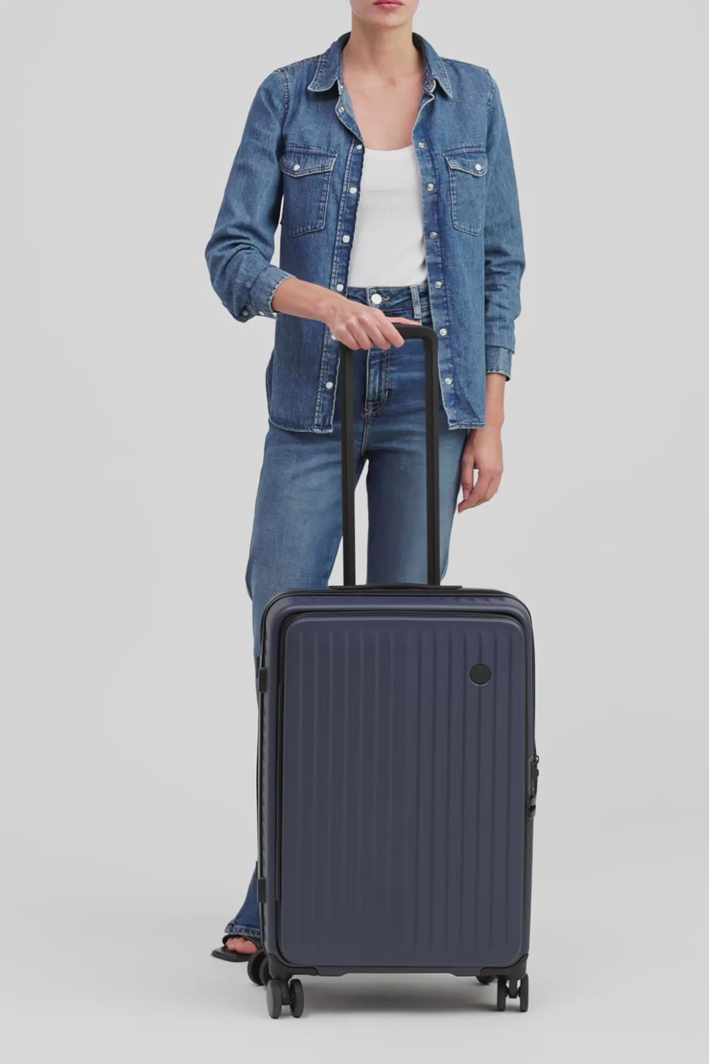 Venture Dual Open 66cm Suitcase